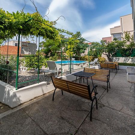 Apartments Turtle Gardens Makarska Eksteriør bilde