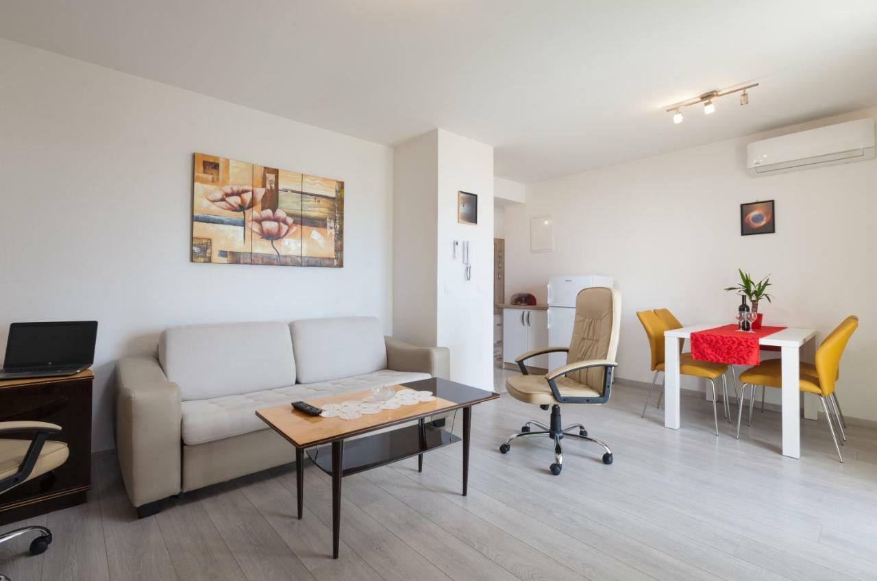 Apartments Turtle Gardens Makarska Eksteriør bilde