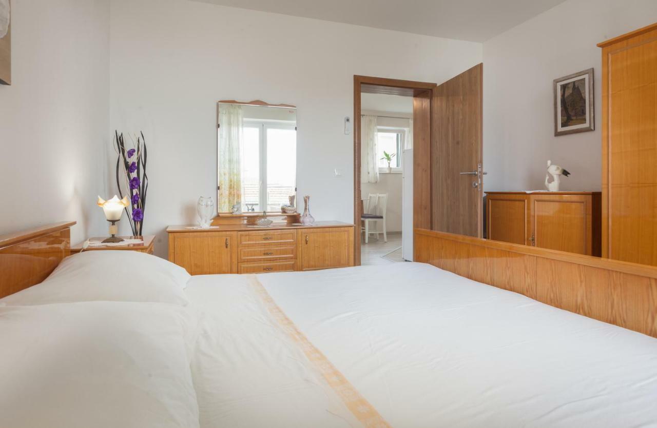 Apartments Turtle Gardens Makarska Eksteriør bilde